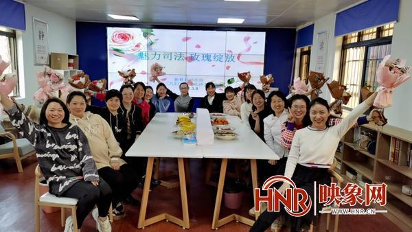 新蔡县司法局举办"魅力司法,玫瑰绽放"文化沙龙活动
